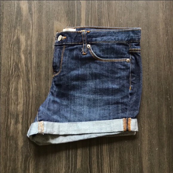 Banana Republic Denim Shorts - Picture 4 of 4